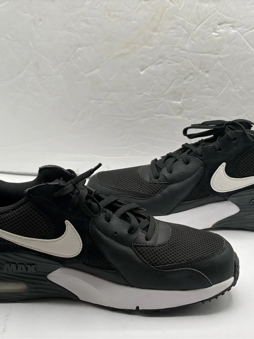 Nike Air Max Excee Sneakers Black And White Size 11 Medium Width Men’s Sneaker